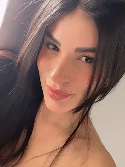 Samira, Spanish speaker on BerryCam